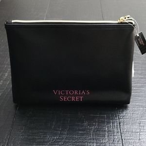 NWT Victoria's Secret Accessory Bag